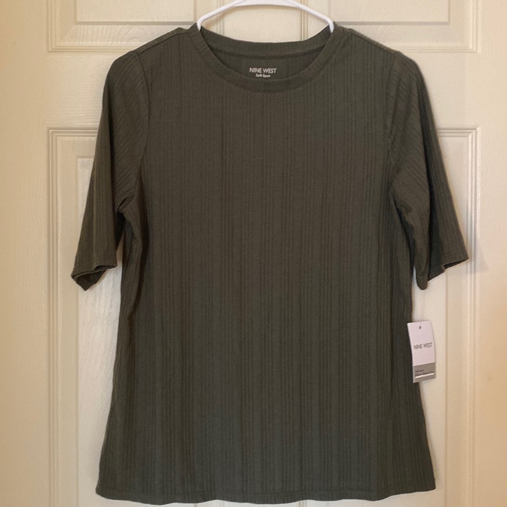 NWT Nine West soft spun elbow-sleeve tee